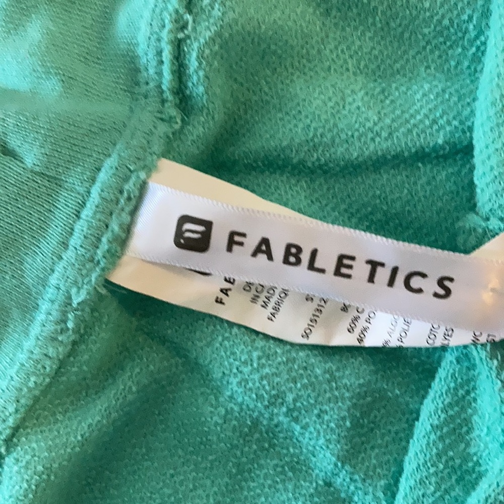 Fabletics shorts - Picture 4 of 8
